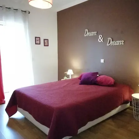 Fiph Castelos Da Rocha Brown Apartman Portimão
