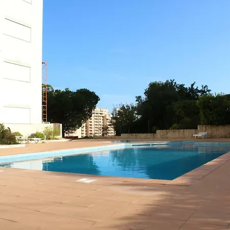 Fiph Castelos Da Rocha Brown Apartman *